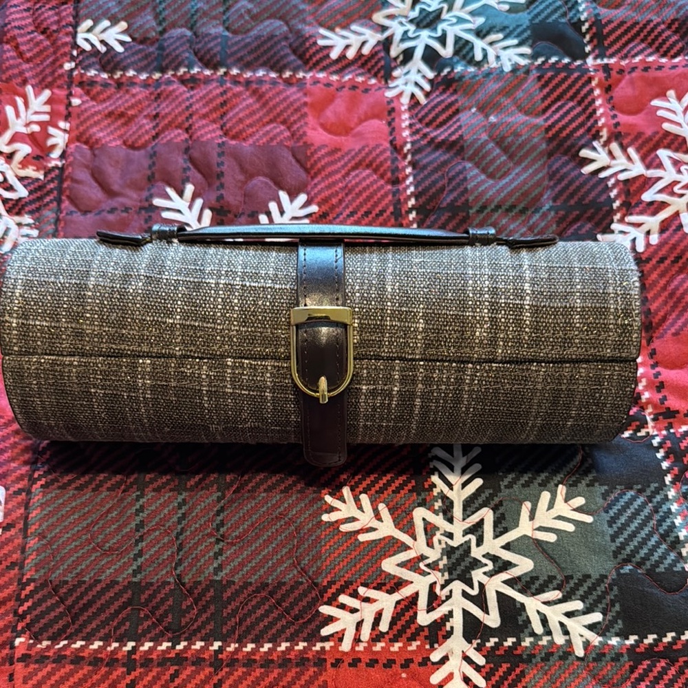 Tuscan Design travel jewelry case